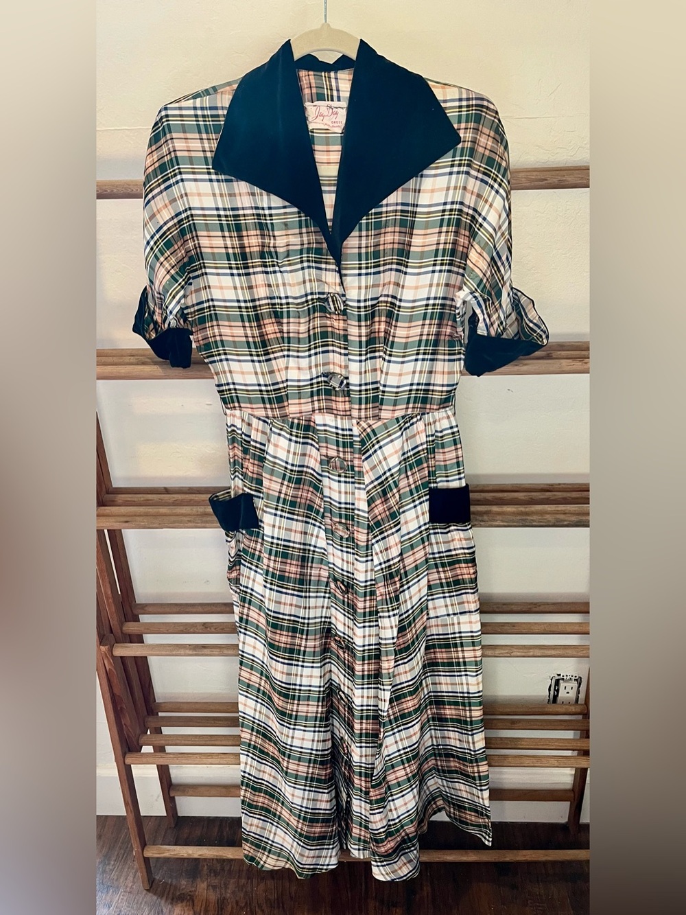 Vintage Taffeta Plaid Short-Sleeve Shirt Dress with Black Velvet and Half Hat